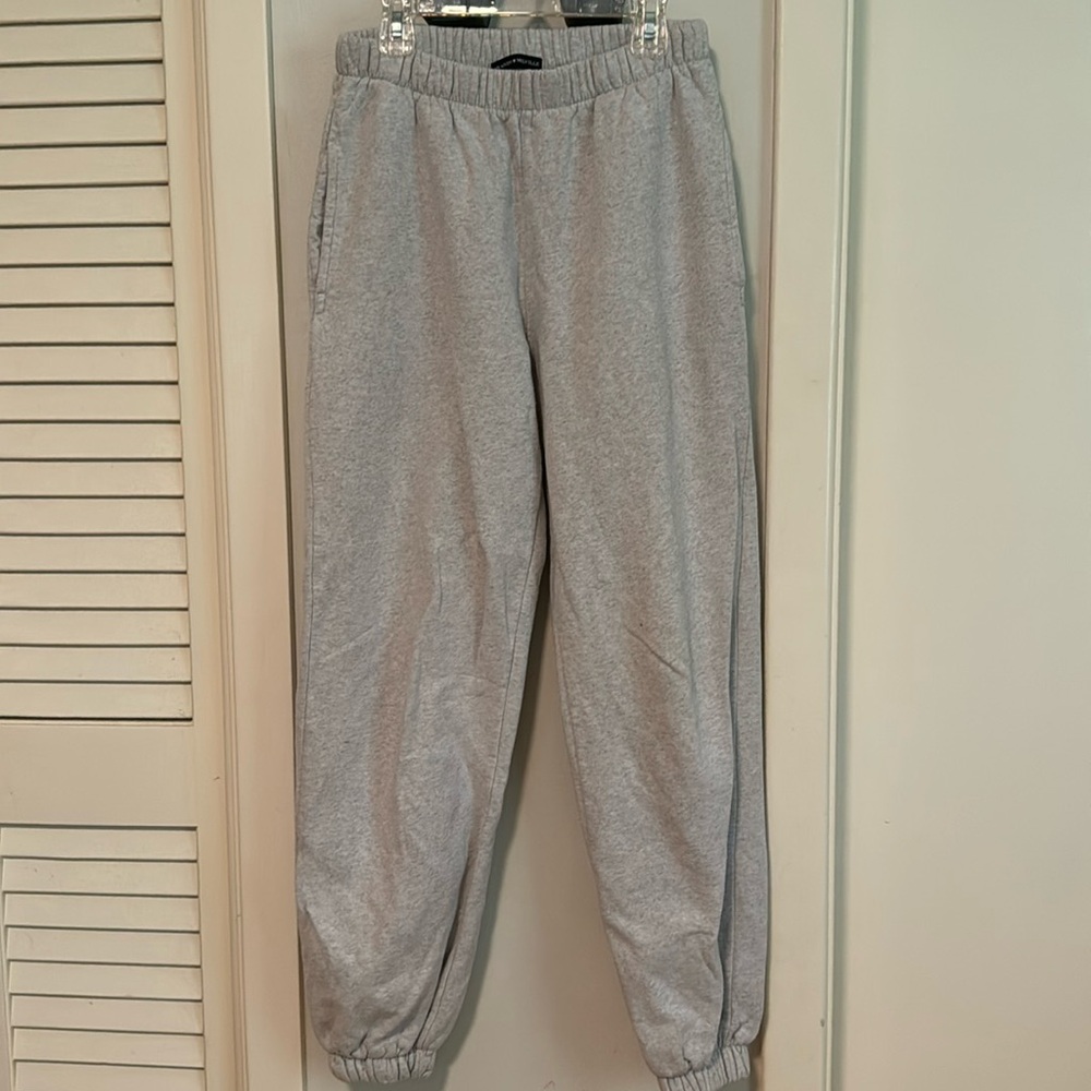 Brandy Melville gray sweatpants.